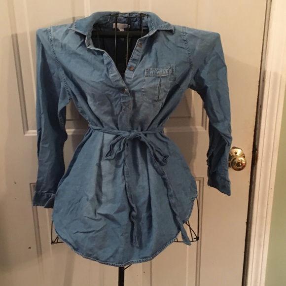 Small jean top - Picture 1 of 1